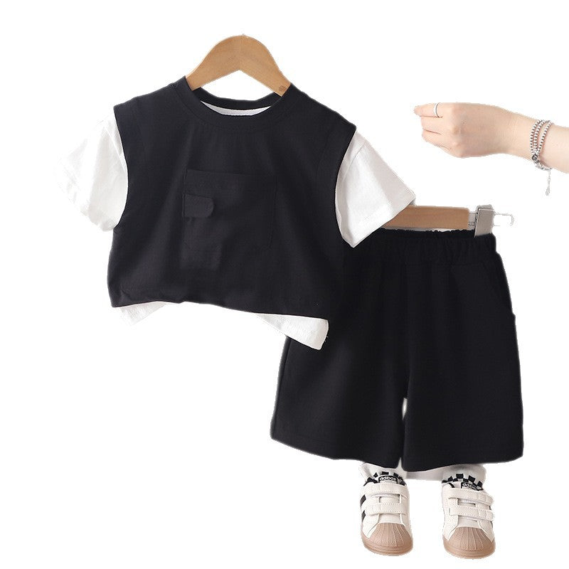 Two piece set of short sleeved clothes for male child laborers