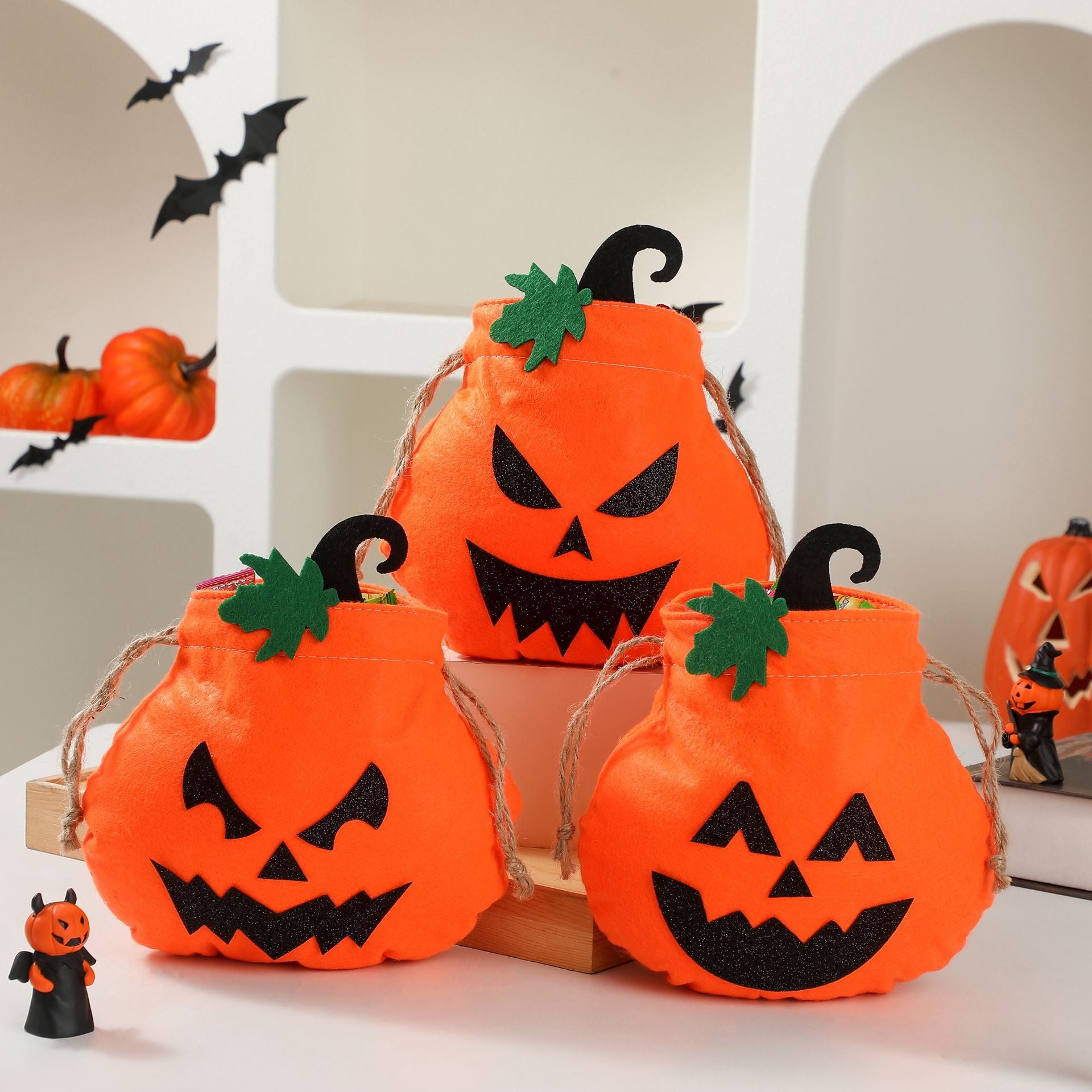 Halloween Decorative Pumpkin Face Tote Bag for Kids Candy Gift Bag Pumpkin Bag